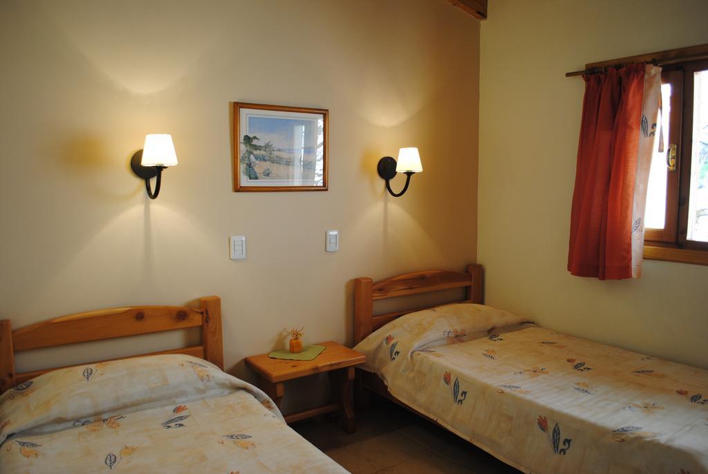 Alun Bungalows Apart San Carlos de Bariloche Zimmer foto